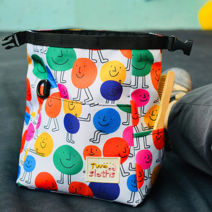 Cute Climbing Chalk Bucket - Happy Hug